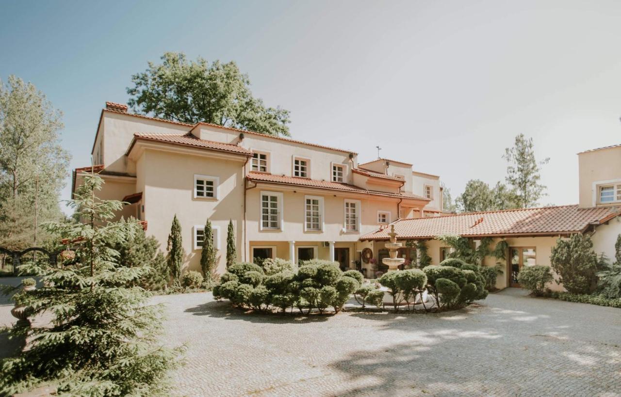 Villa Toscana Warszawa Exteriör bild