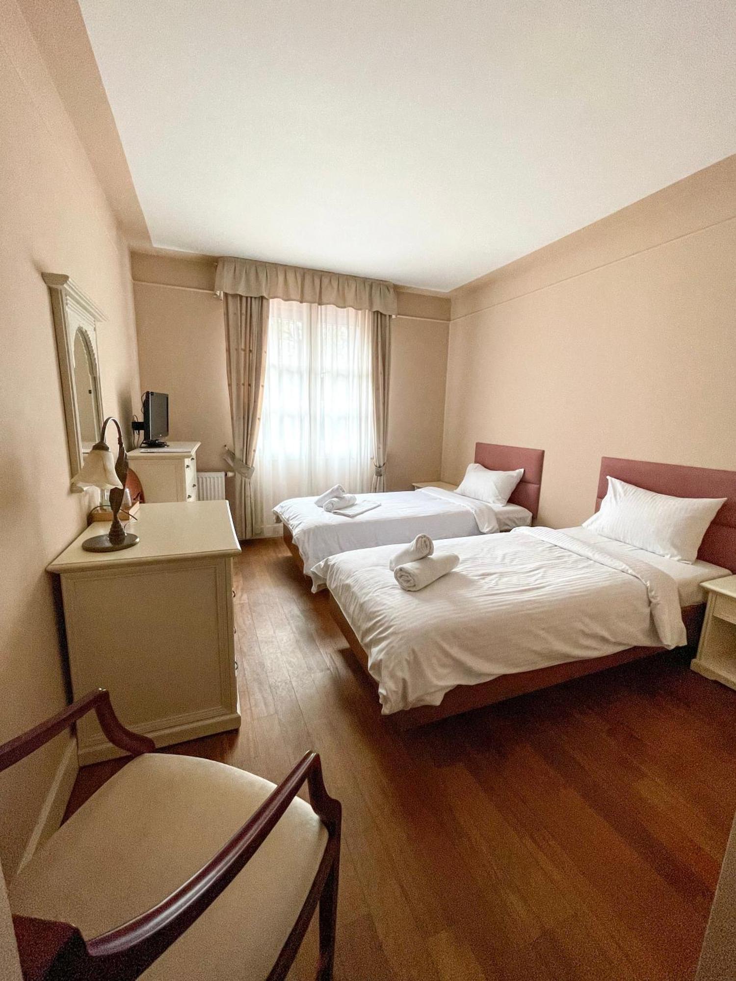Villa Toscana Warszawa Exteriör bild